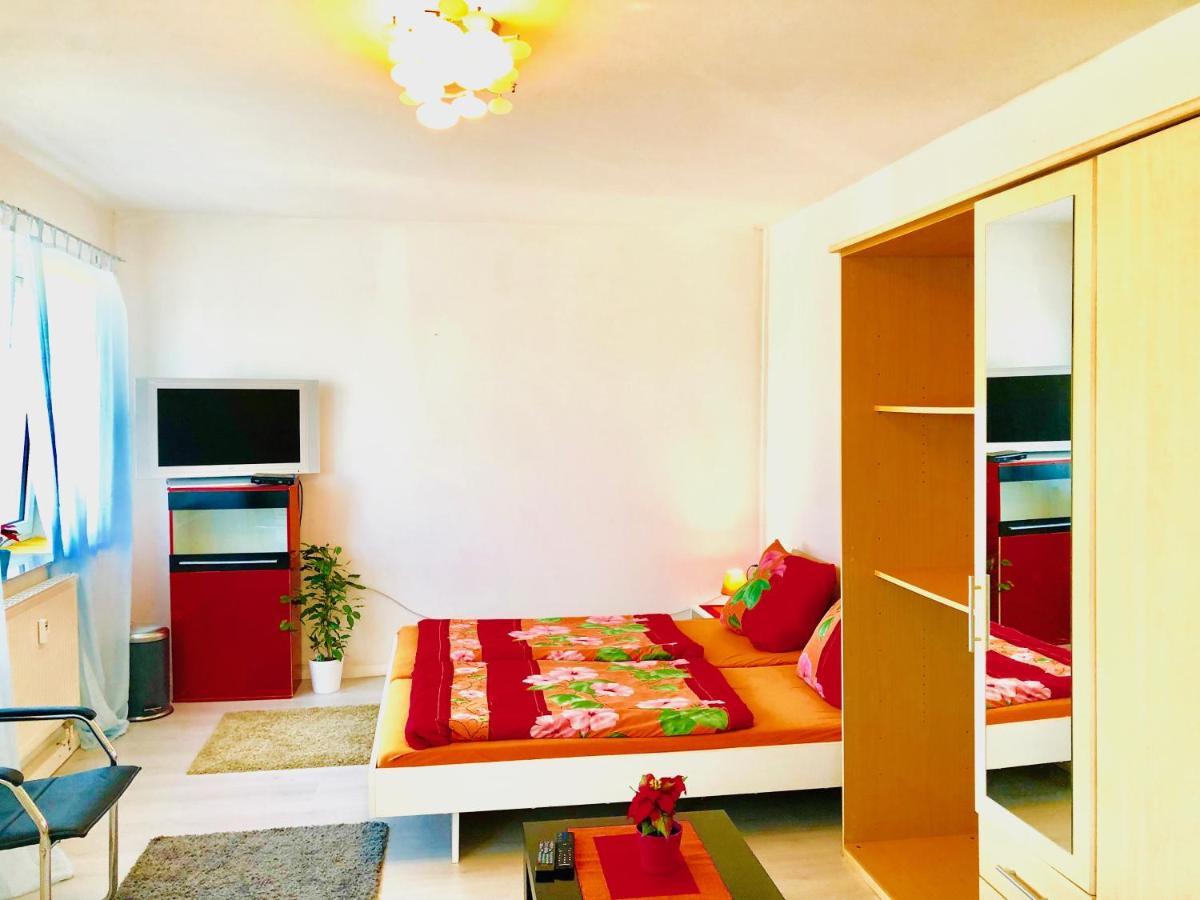 #World Monteurzimmer شكويديتس المظهر الخارجي الصورة